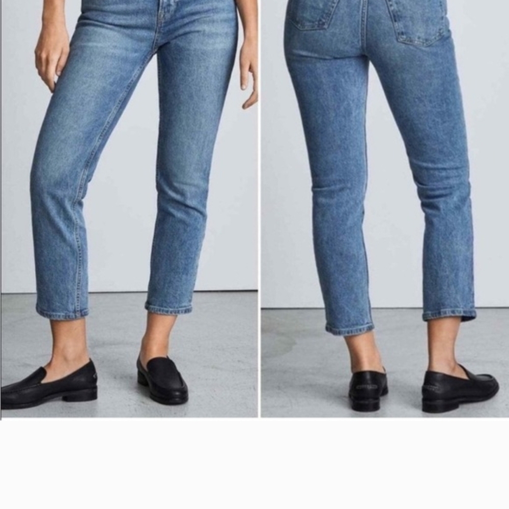Classic Straight-Leg Women's Jeans - Light Blue